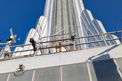 PXL_20250409_215902118